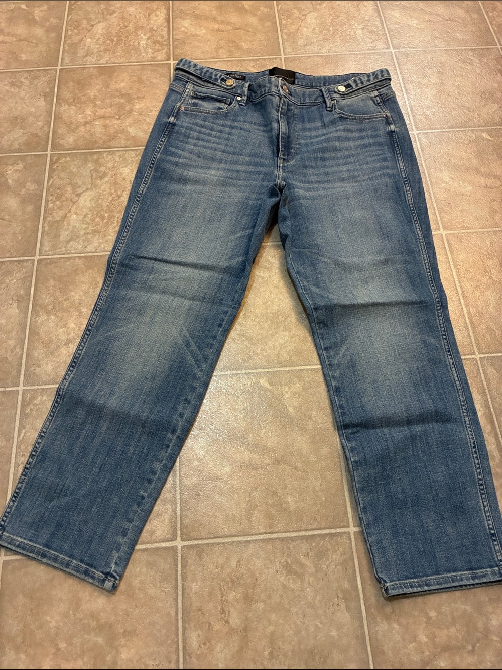 White House Black Market Women's Medium Blue Straight Jeans mid rise